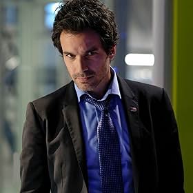 Santiago Cabrera